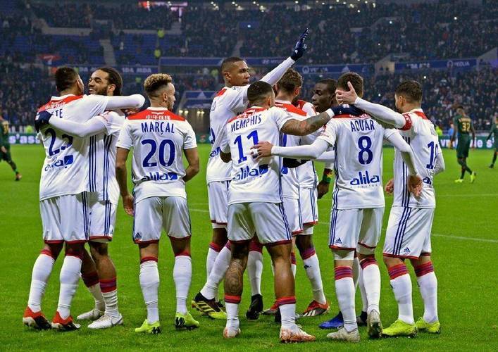 乐鱼体育APP下载-雷恩在主场大胜，技不压身展现实力